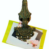 Pince à courrier en bronze patiné « fibule mérovingienne n° 221 » max le verrier