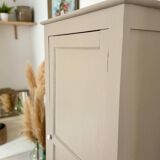 Small Parisian Wardrobe