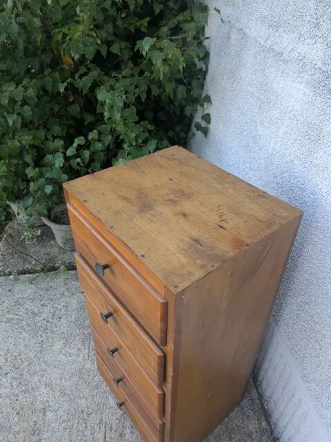 Chiffonnier, semainier