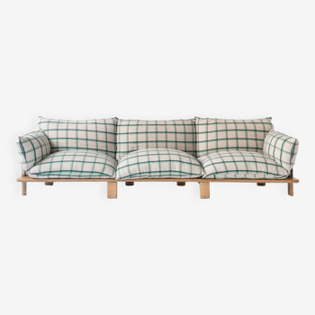 Very rare three seater sofa by Giovanni Offredi for Saportiti, Italy 1970s.