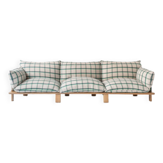 Very rare three seater sofa by Giovanni Offredi for Saportiti, Italy 1970s.