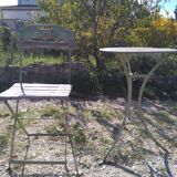 Bistro chair and table