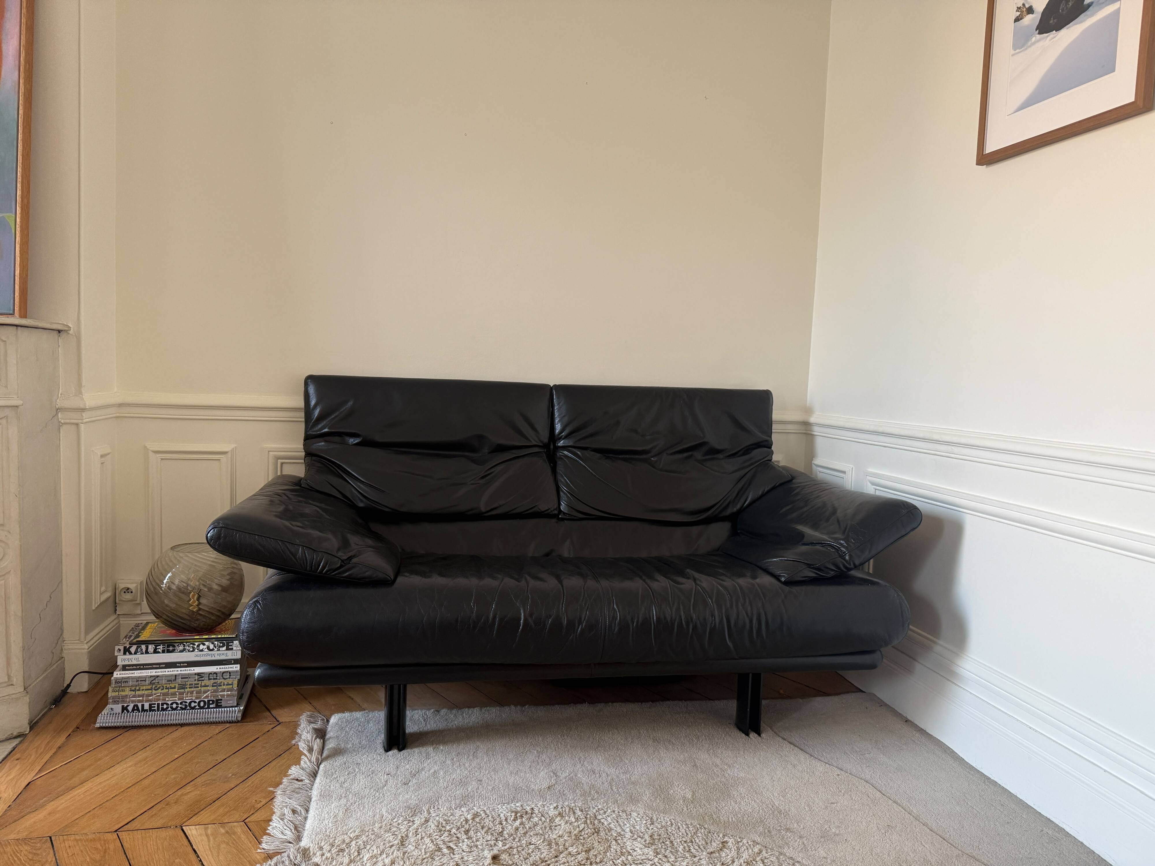 B&B Italia Alanda 2-seater sofa in black leather