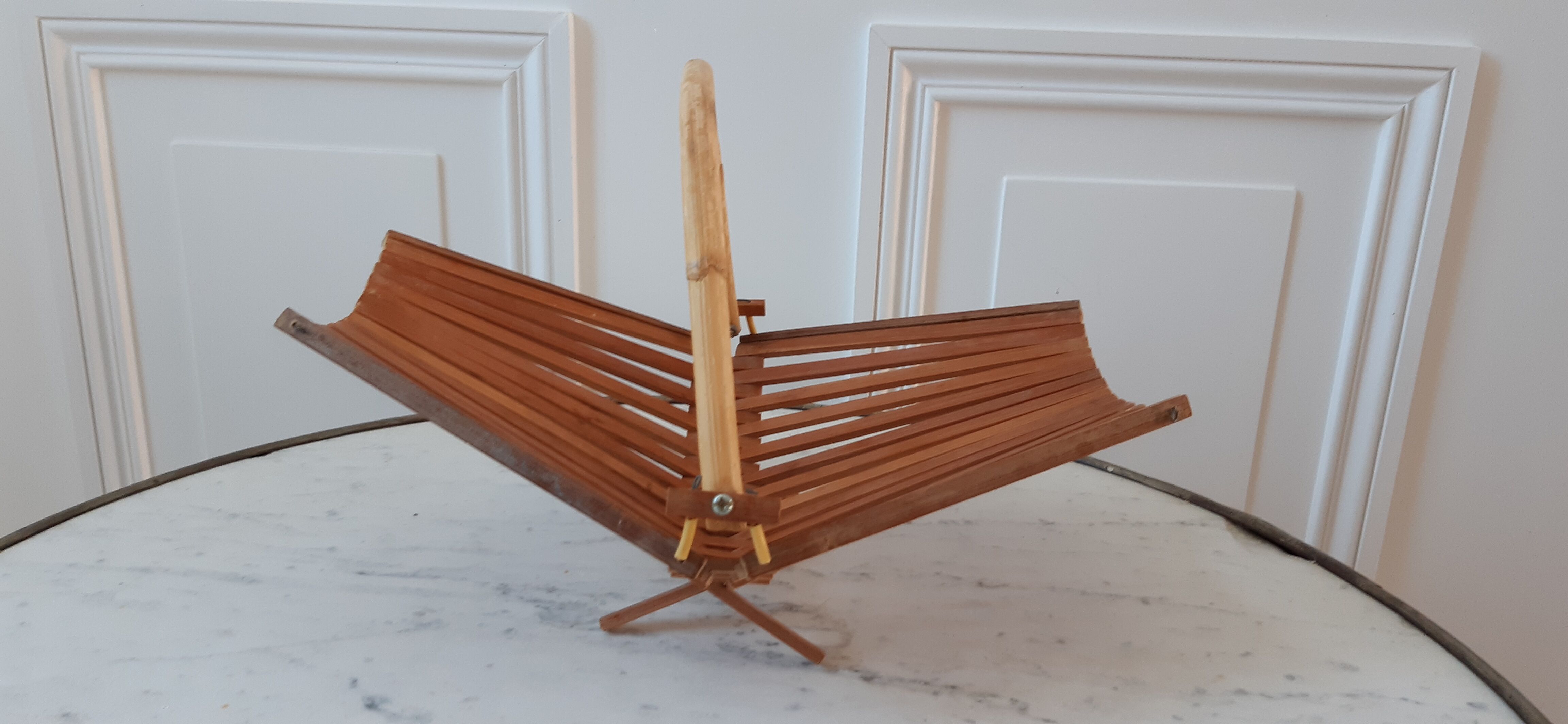 Folding fruit basket pan in bamboo and wood 70s