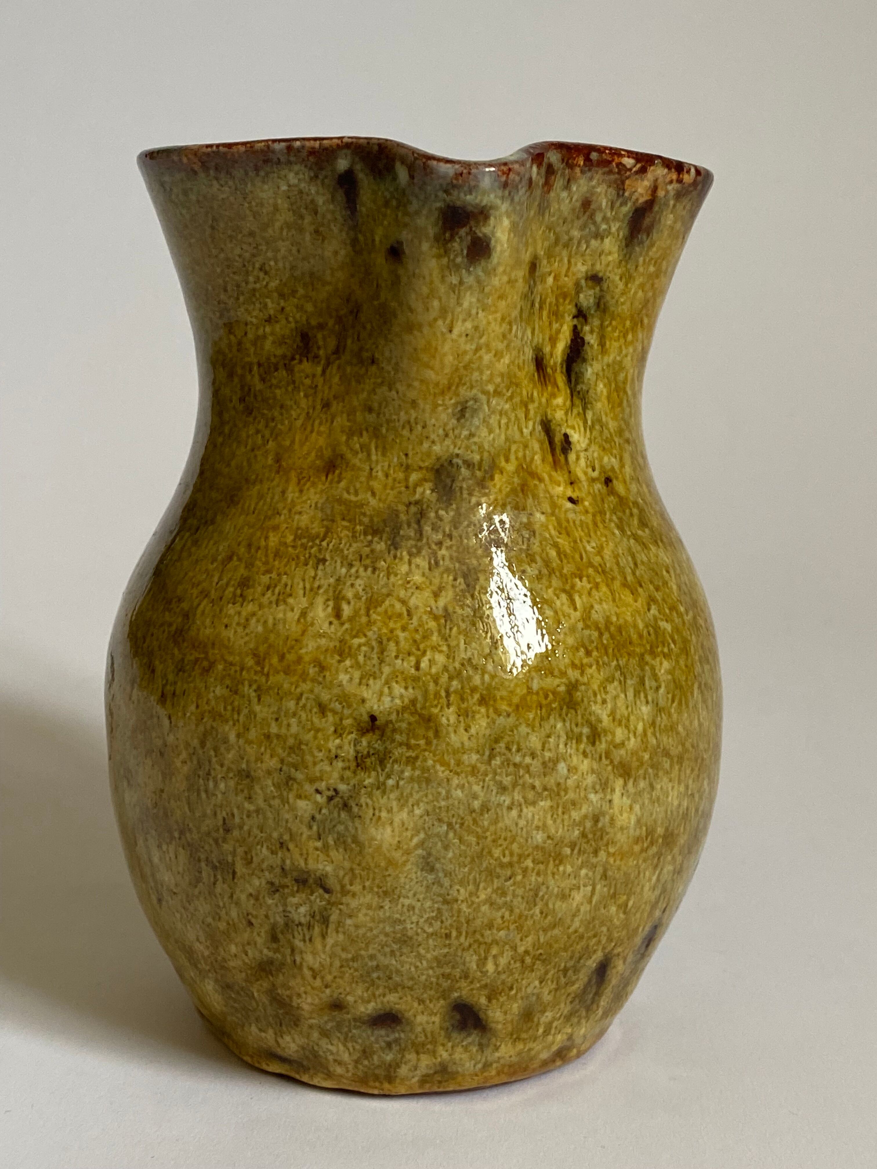 Pitcher Vallauris saffron