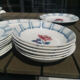 Lots vaisselles digoin sarreguemines, 7assiettes plates, 4 assiettes creuse ,soupière,plat ovale