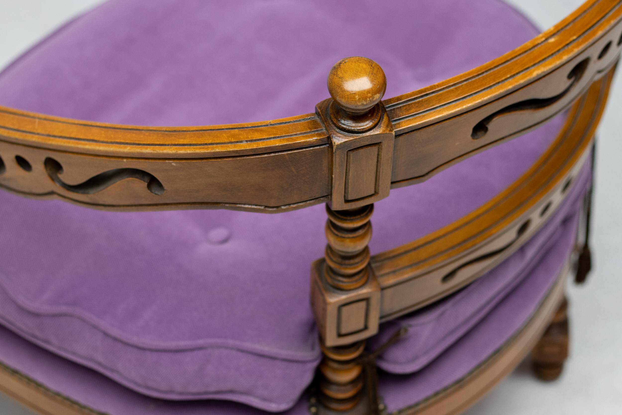 Pair of purple armchairs Giorgetti (Gallery 1975)