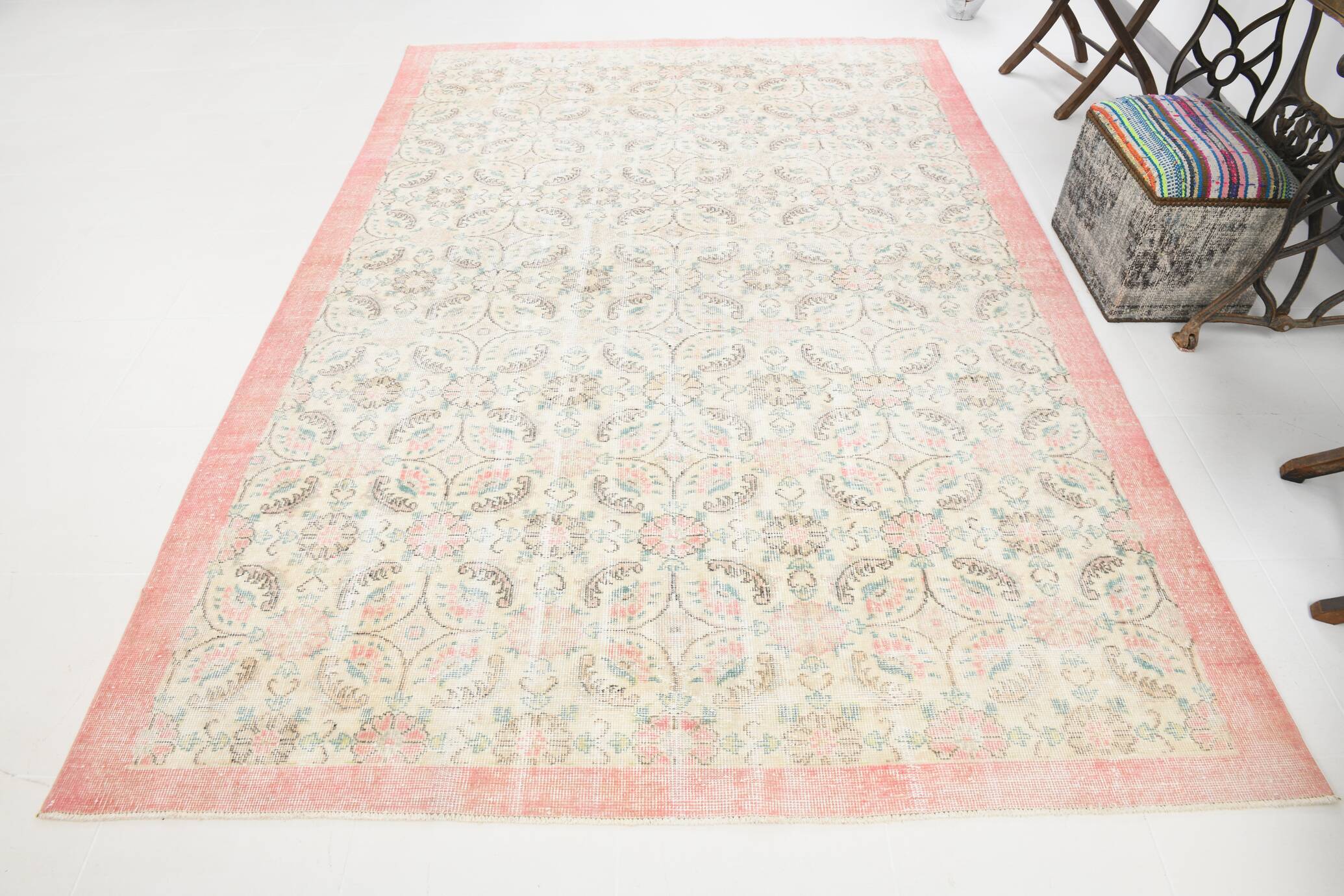 7x10 Rug For Living Room Beige Floral Turkish Rug, 203x303Cm SK20555