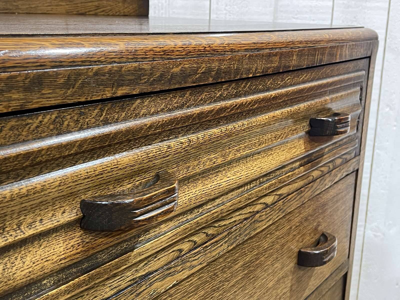 1950s English Art Deco oak chest of drawers