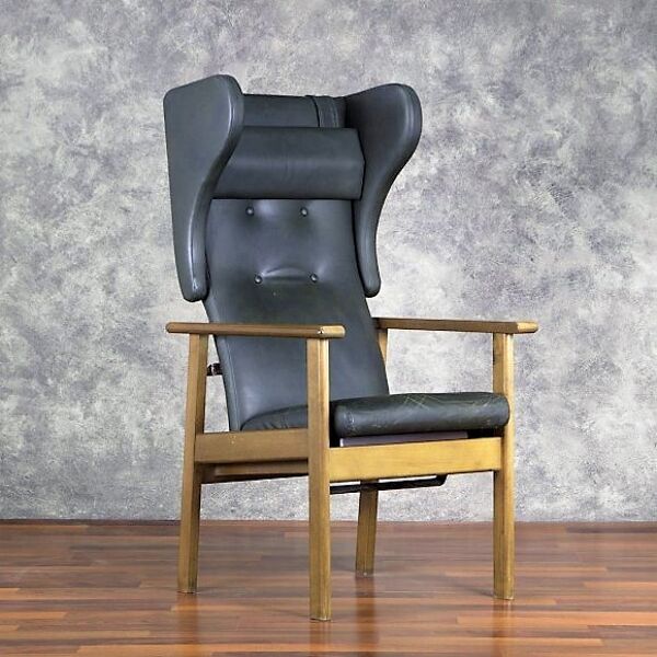 fauteuil En cuir noir, Années 1970