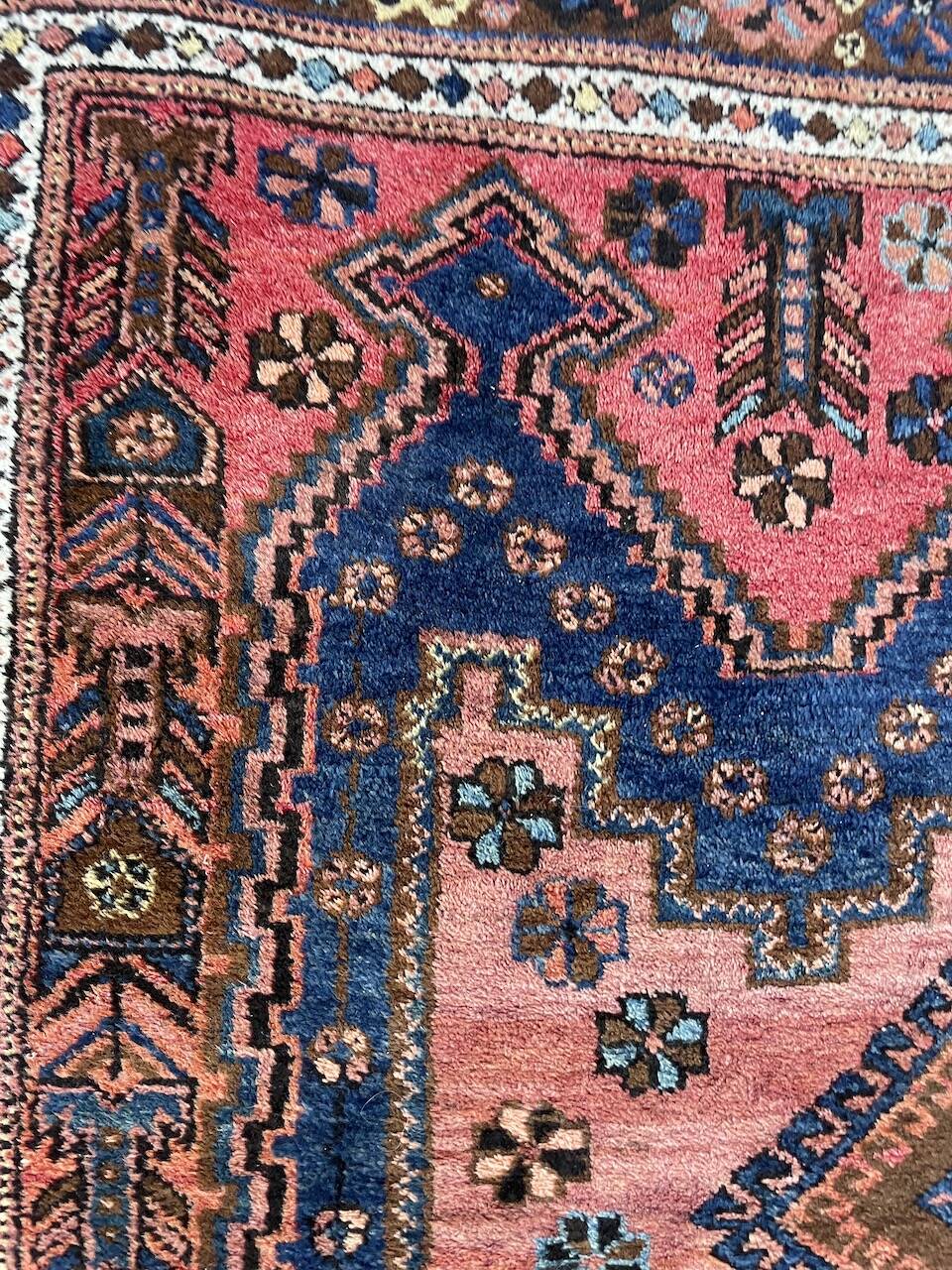 Persian Meshkin rug early 20th century
