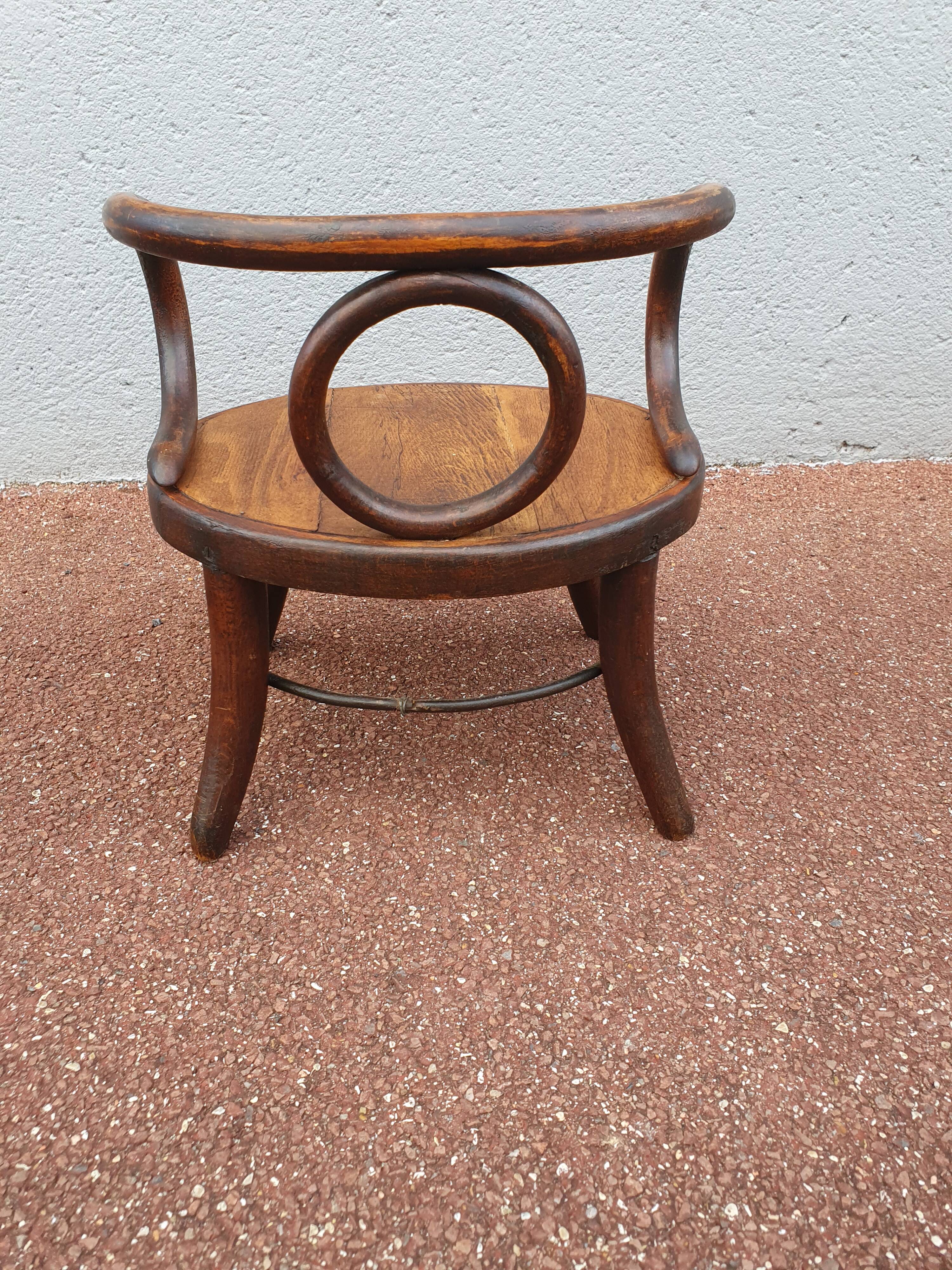 Petite chaise thonet