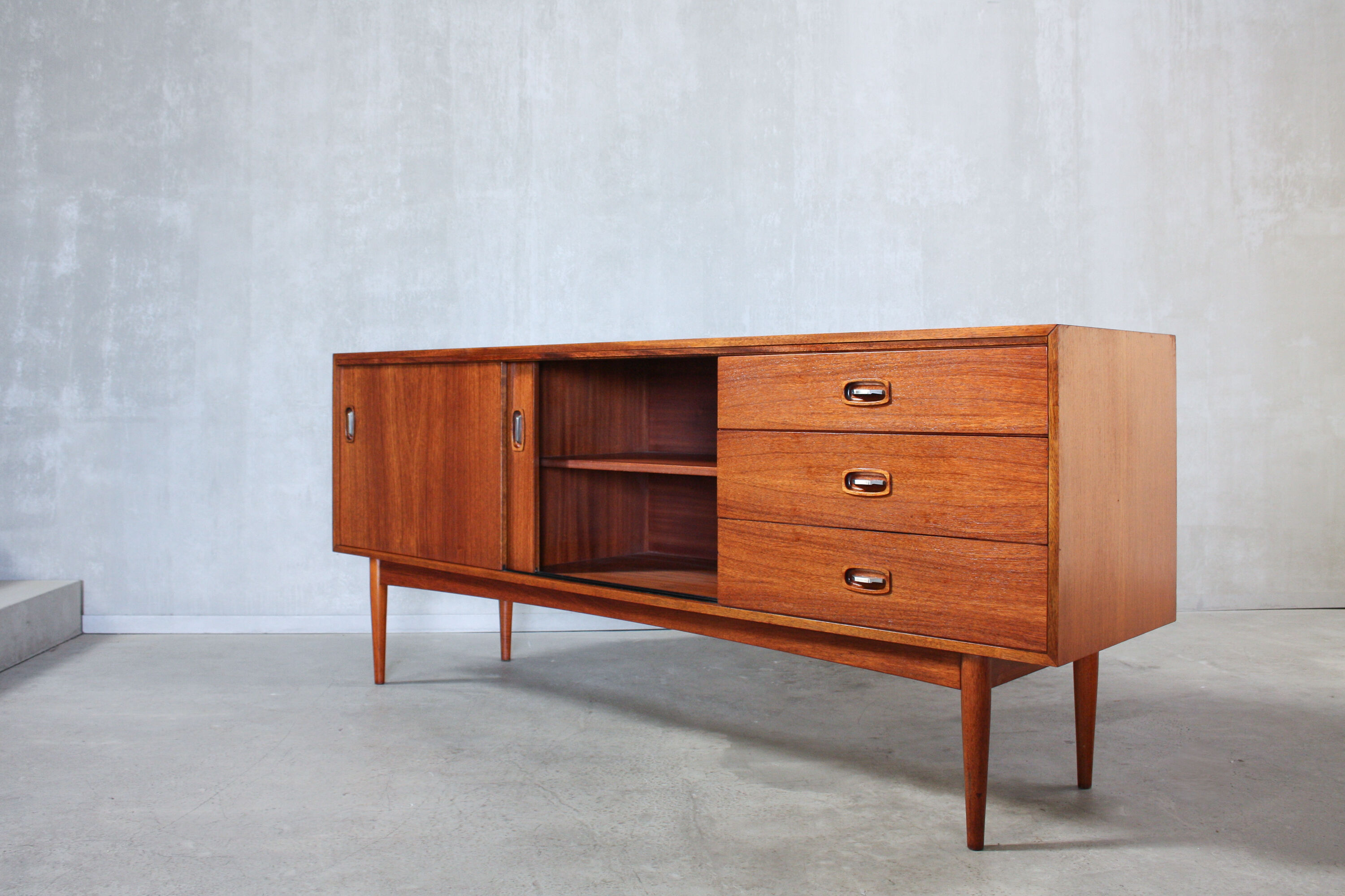 Enfilade vintage en teck, années 1960