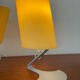 Paire de lampes design en opaline jaune et métal