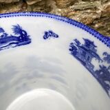 Jules Vieillard Bordeaux cache-pot, large model, blue and white decoration.