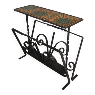 Vintage newspaper rack, magazine rack, table with 3 tiles
