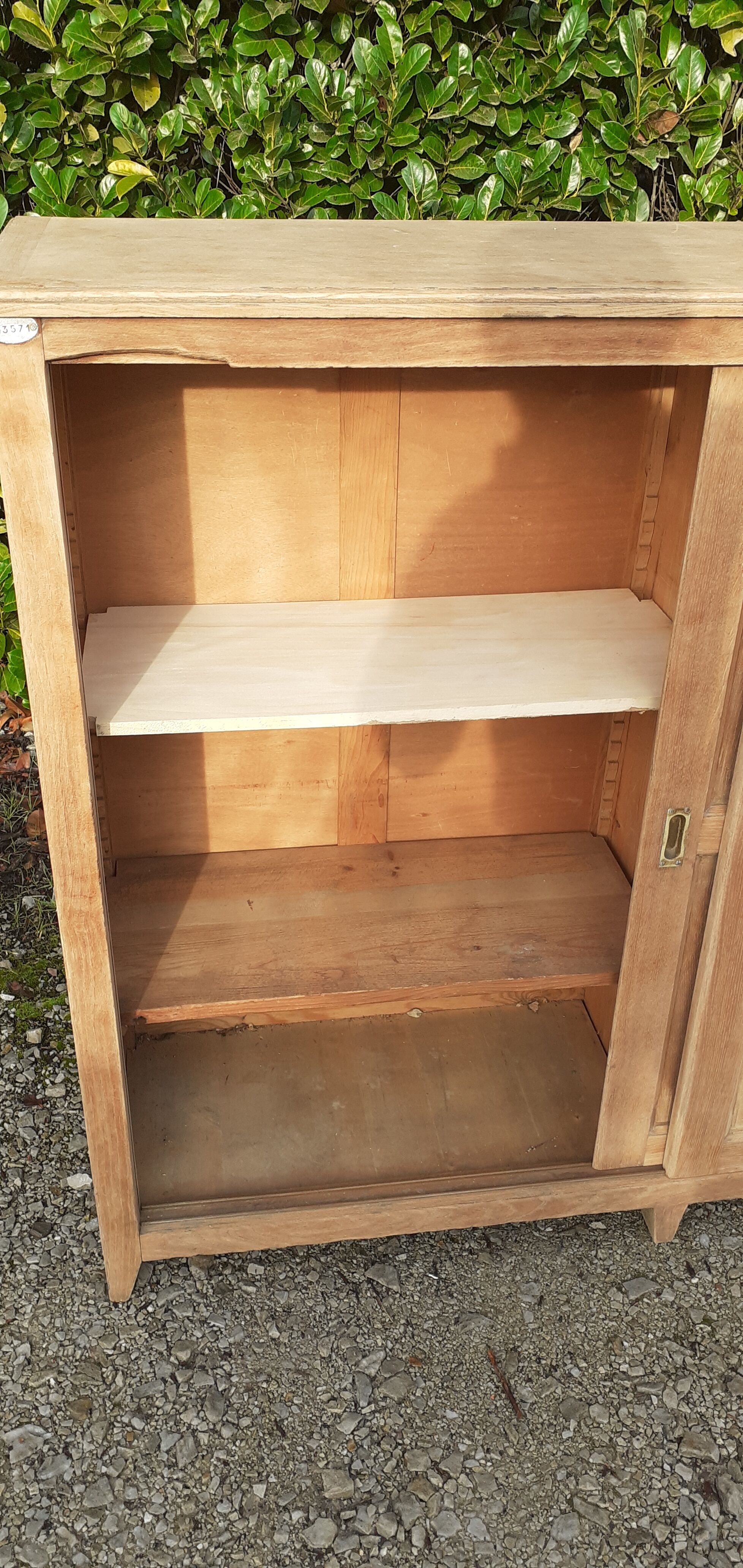 Parisian buffet 2 sliding doors raw wood oak