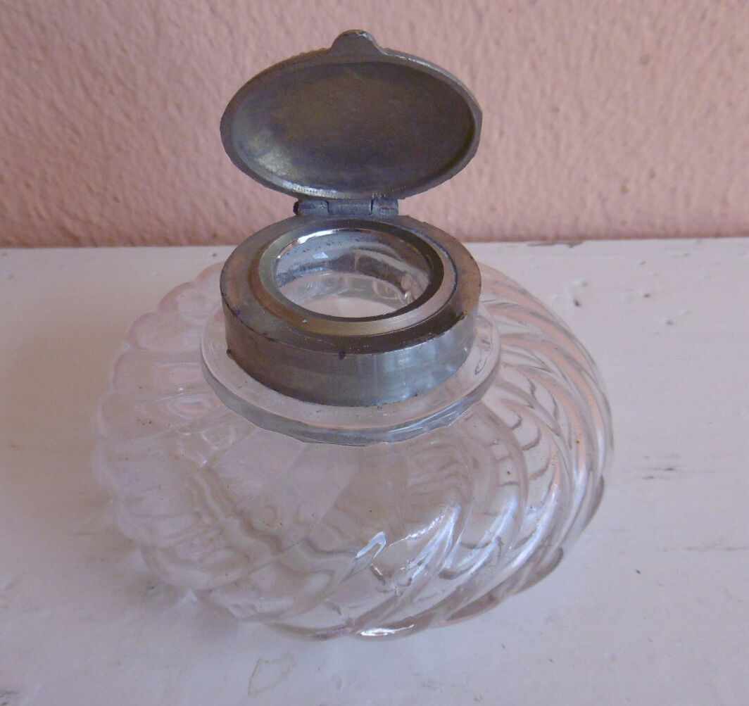 Old spiral glass inkwell with metal cabochon early XXth century