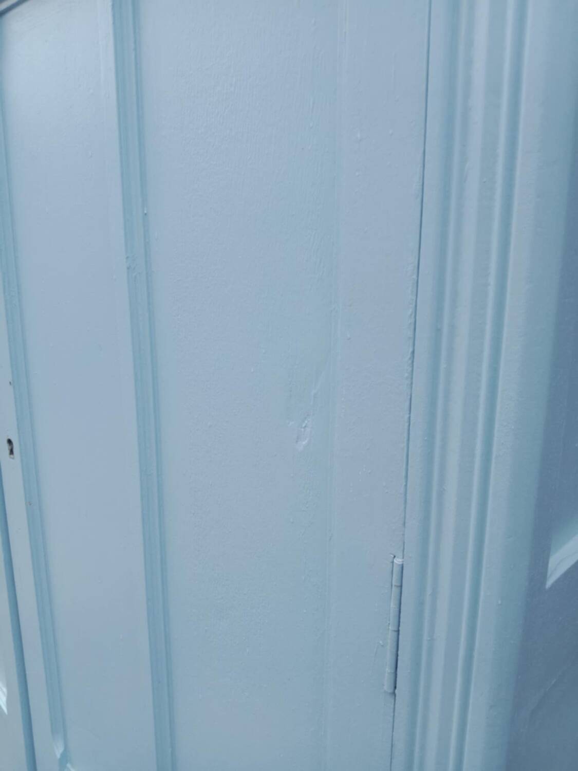 Petite Armoire parisienne bleu ciel