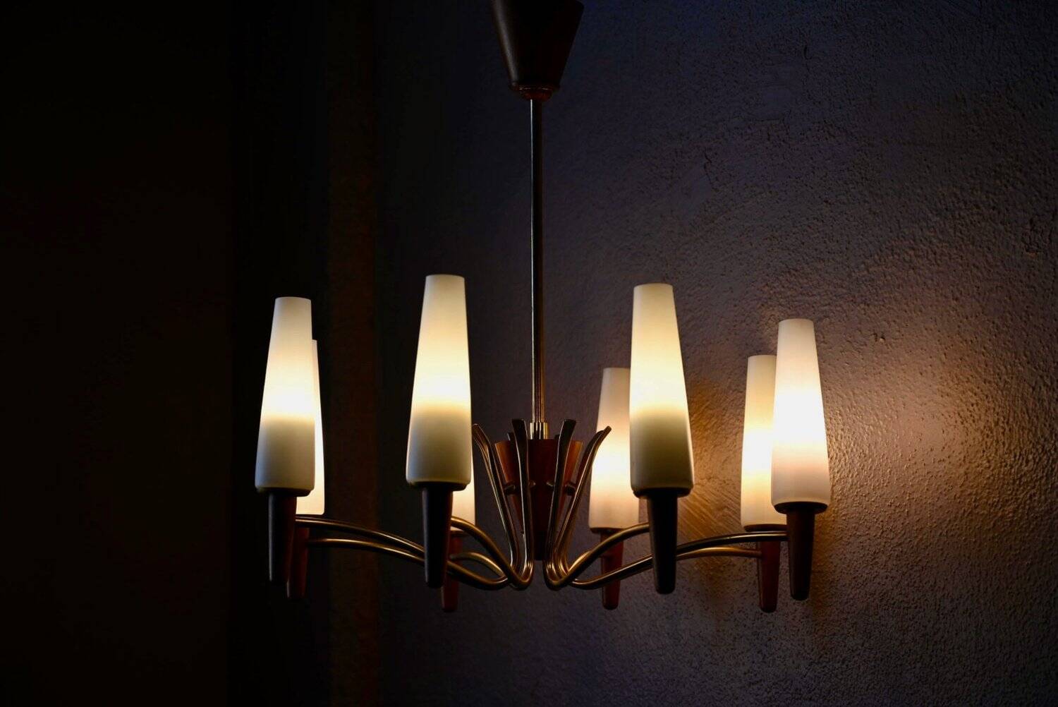 Scandinavian mid-century chandelier, teak, brass, opaline glass, 8 arms, 1950-1960.