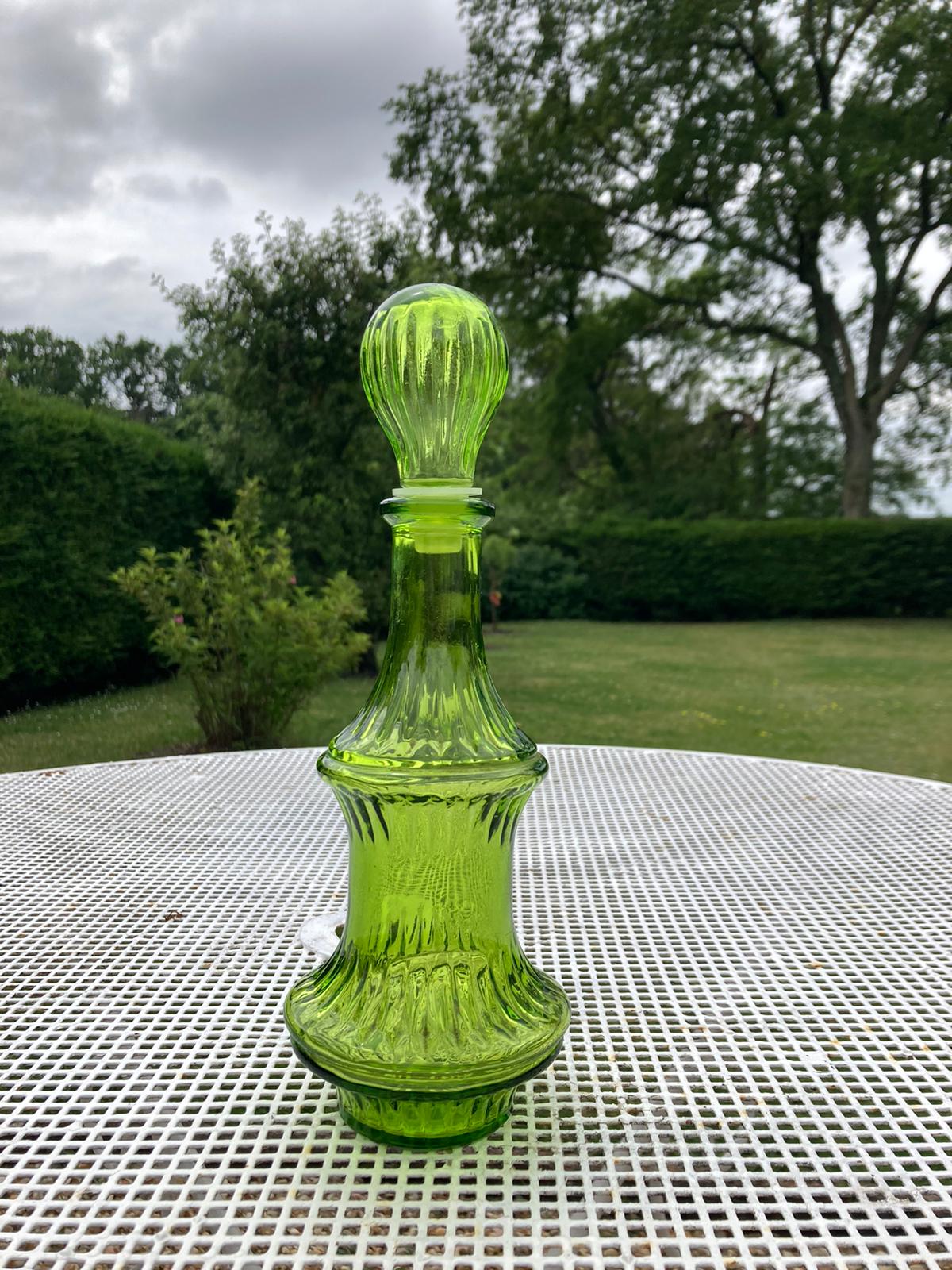 Glass decanter