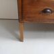 Vitrine vintage avec tiroirs