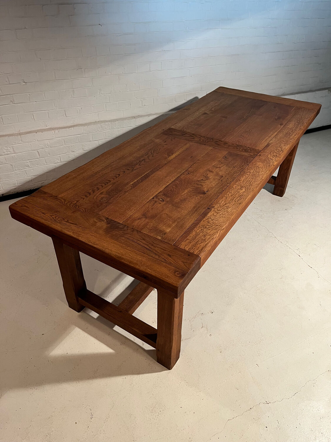 Old farmhouse table in solid oak