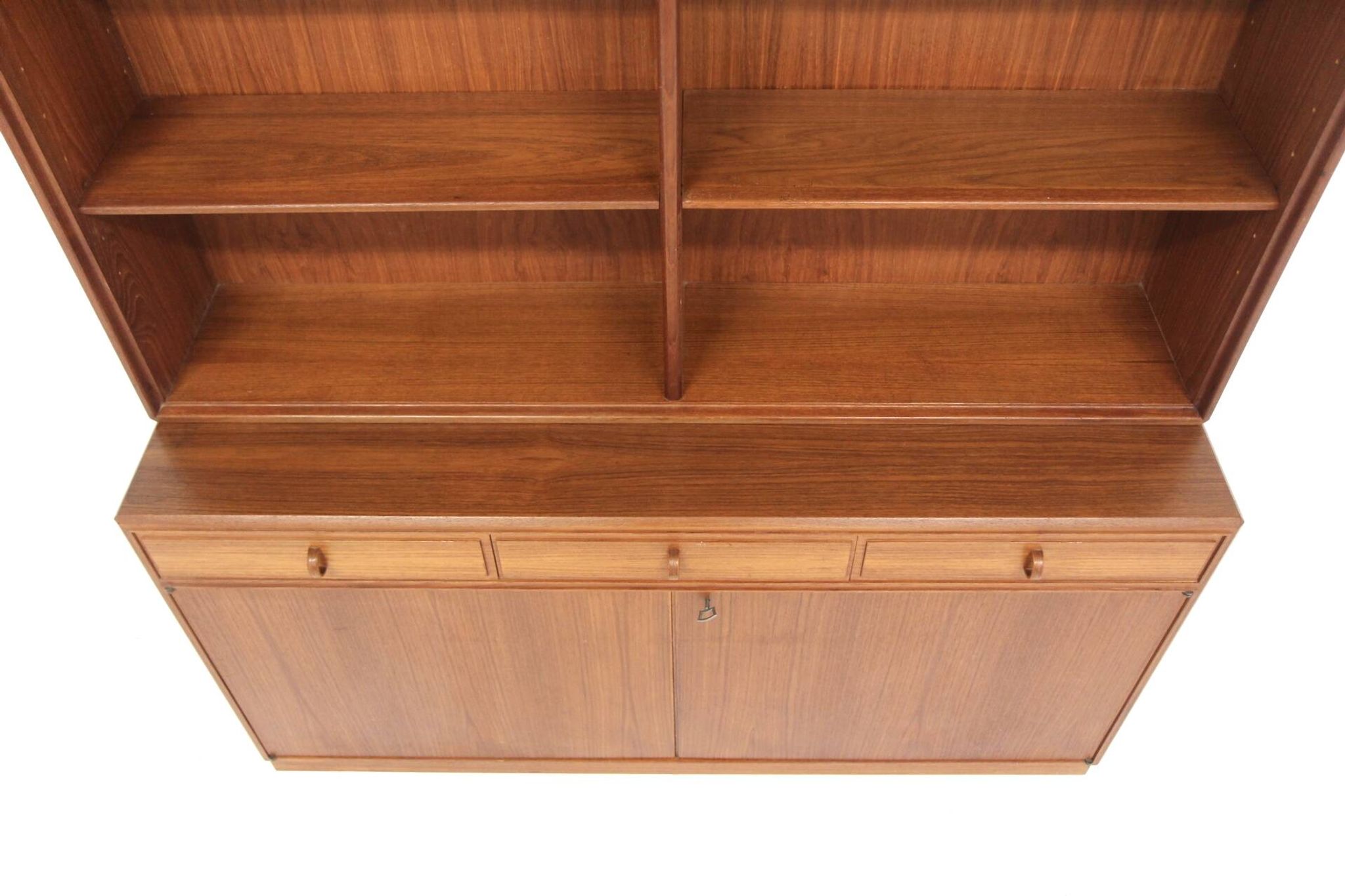Scandinavian walnut bookcase by Bertil Fridhagen for Bodafors, Sweden, 1960
