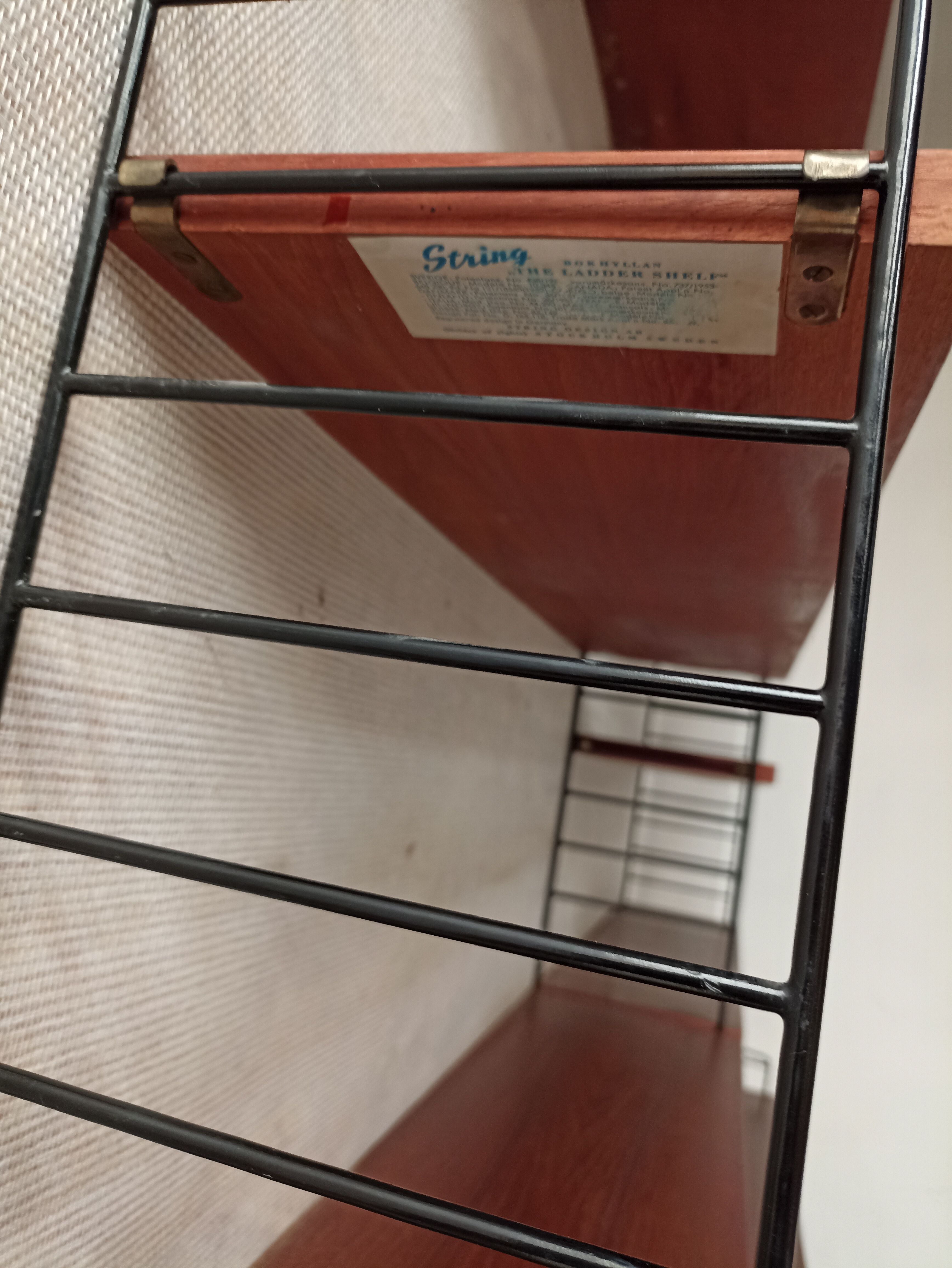 Nils Strinning Wall Shelves for String