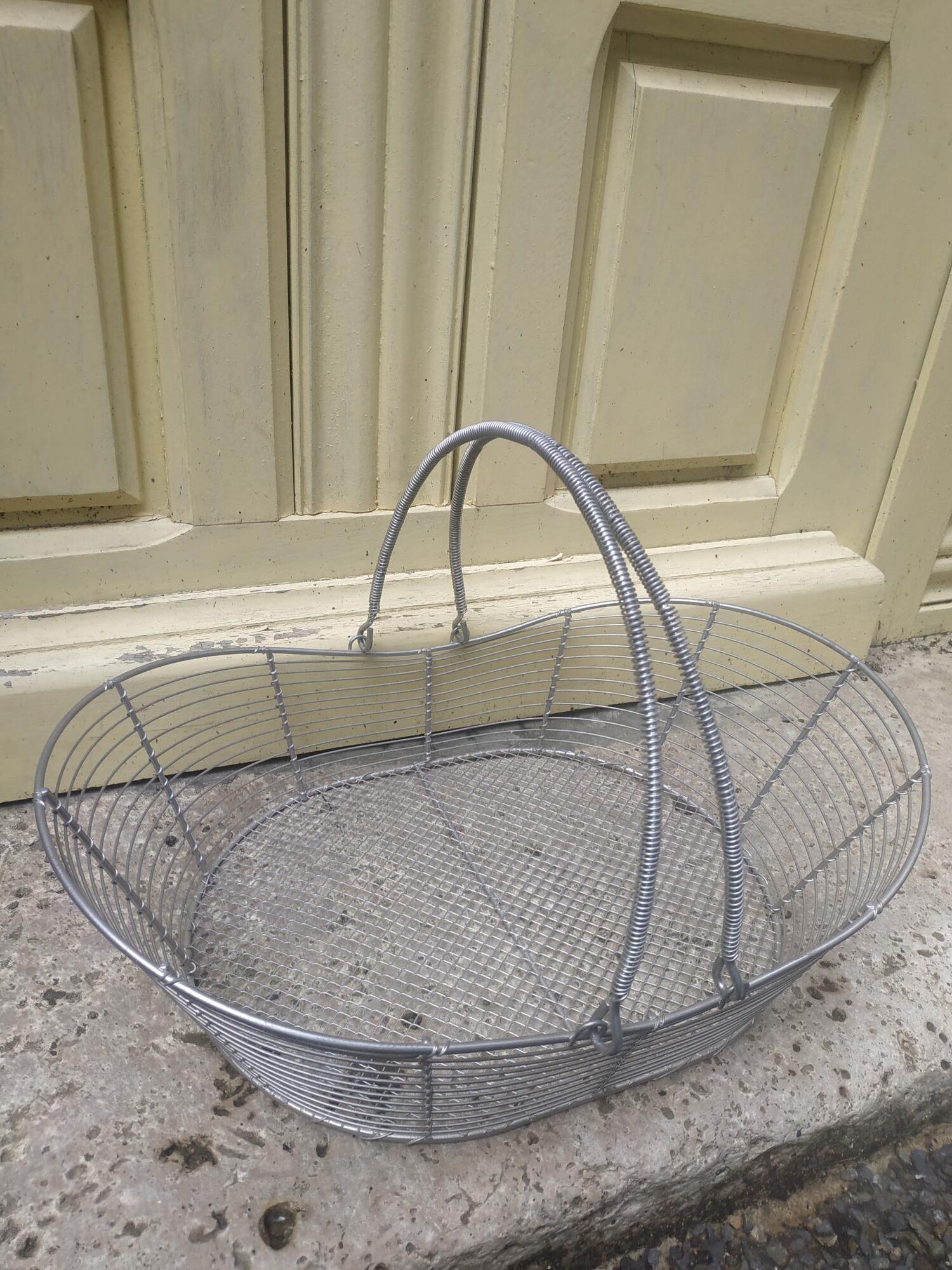 Metal basket
