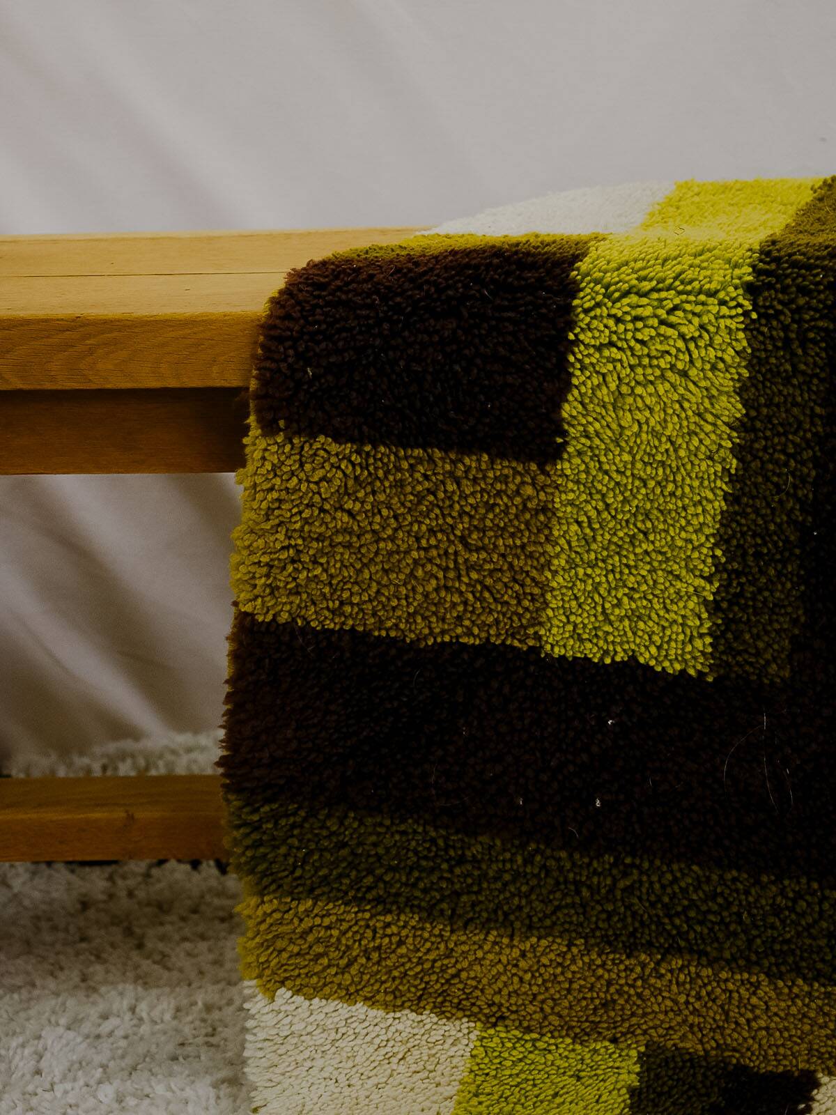 Tapis space age en laine, années 70