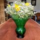 Vase en verre vert vintage