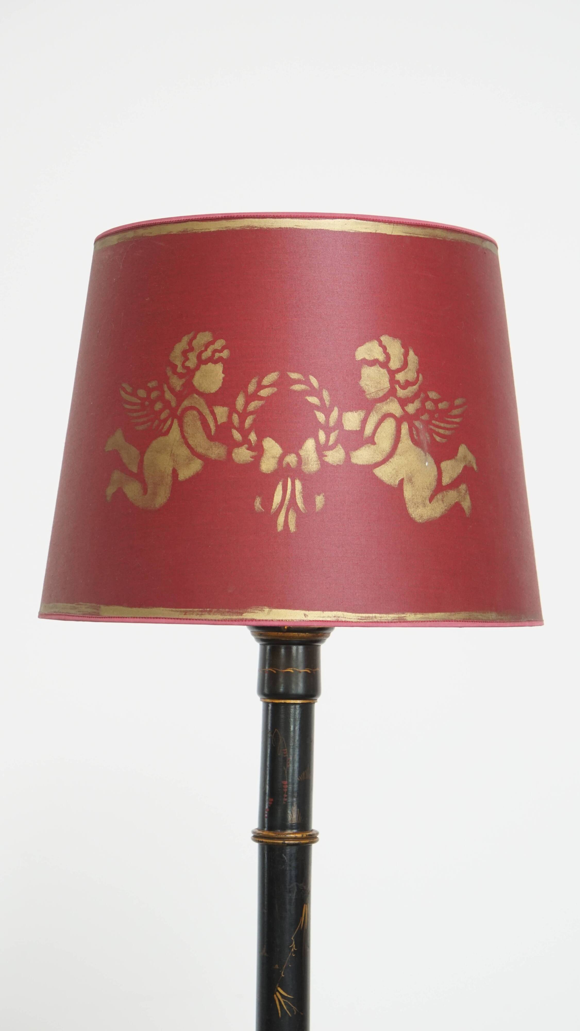 Antique English Floor Lamp from the Early 1900s