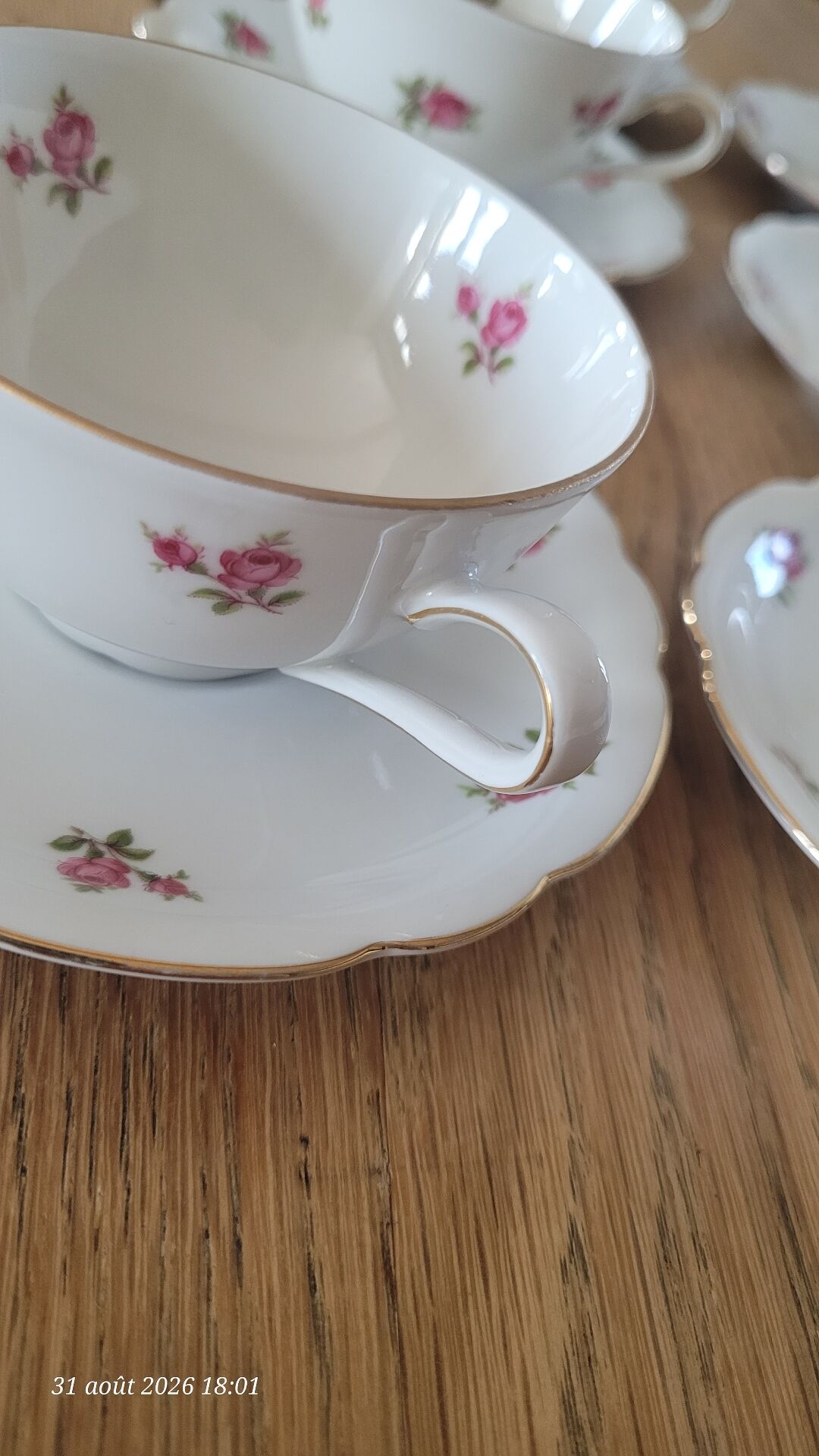 6 vintage cups and saucers Seltmann Weiden Bavaria Model Nora