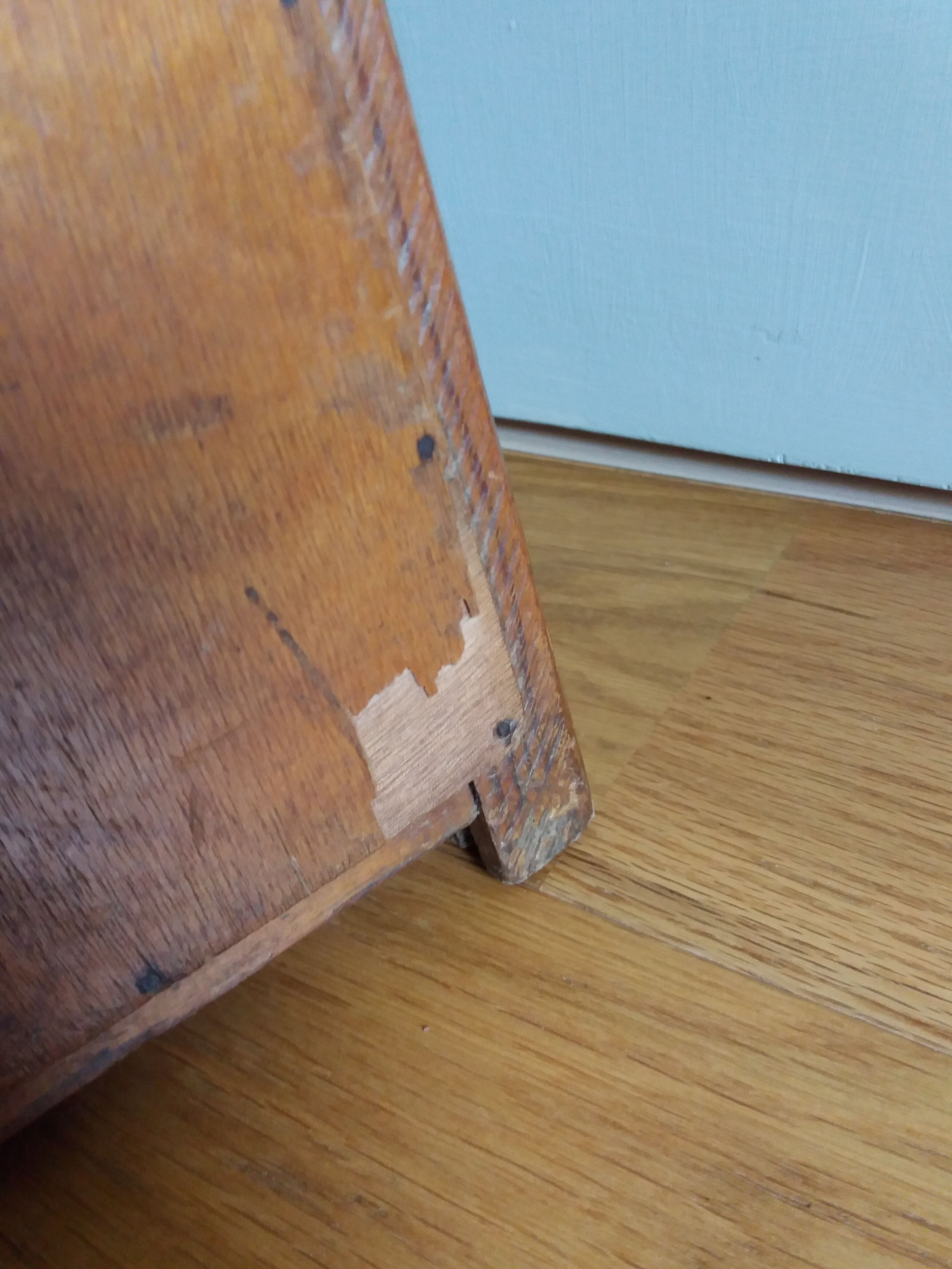 Stool chest fisherman's seat