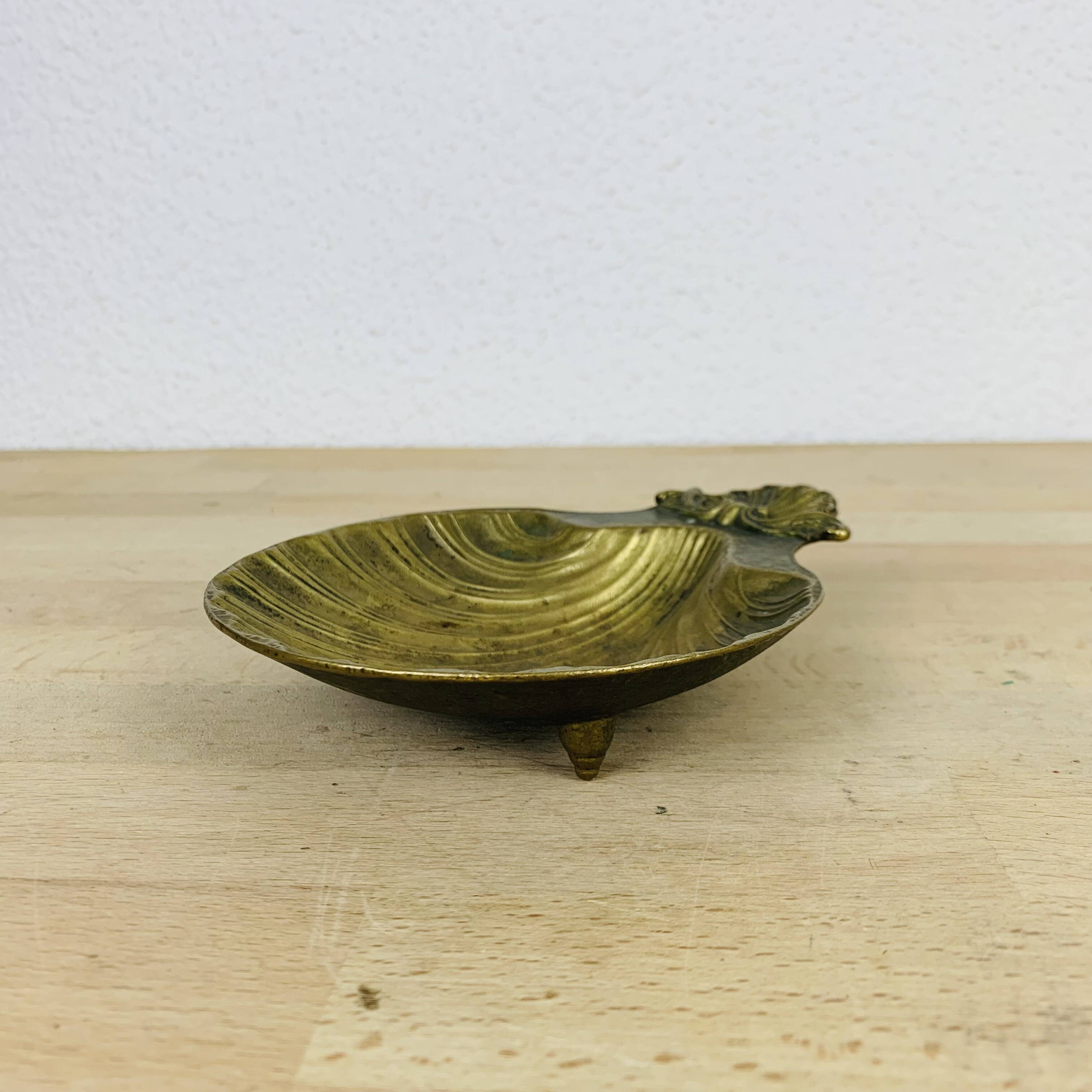 Brass shell pocket tray