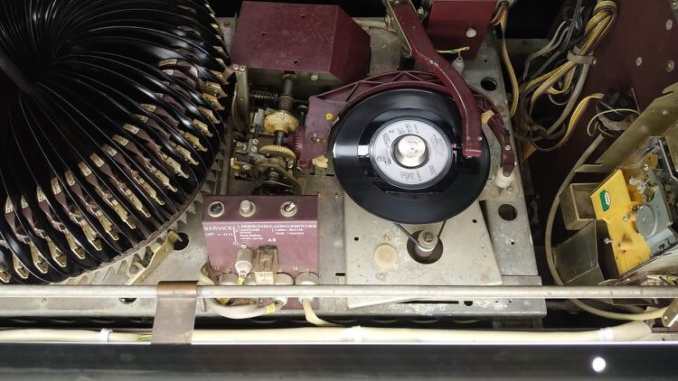 Jukebox wurlitzer model atlanta stereo of 1972 revised+teleorder and compile 80