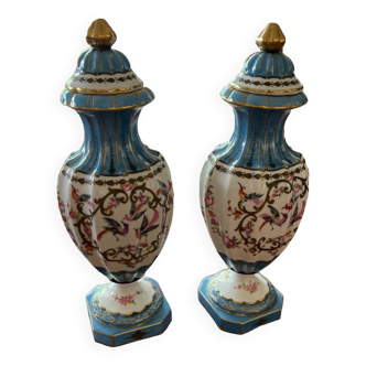 Vases en porcelaine