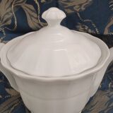 White porcelain tea.