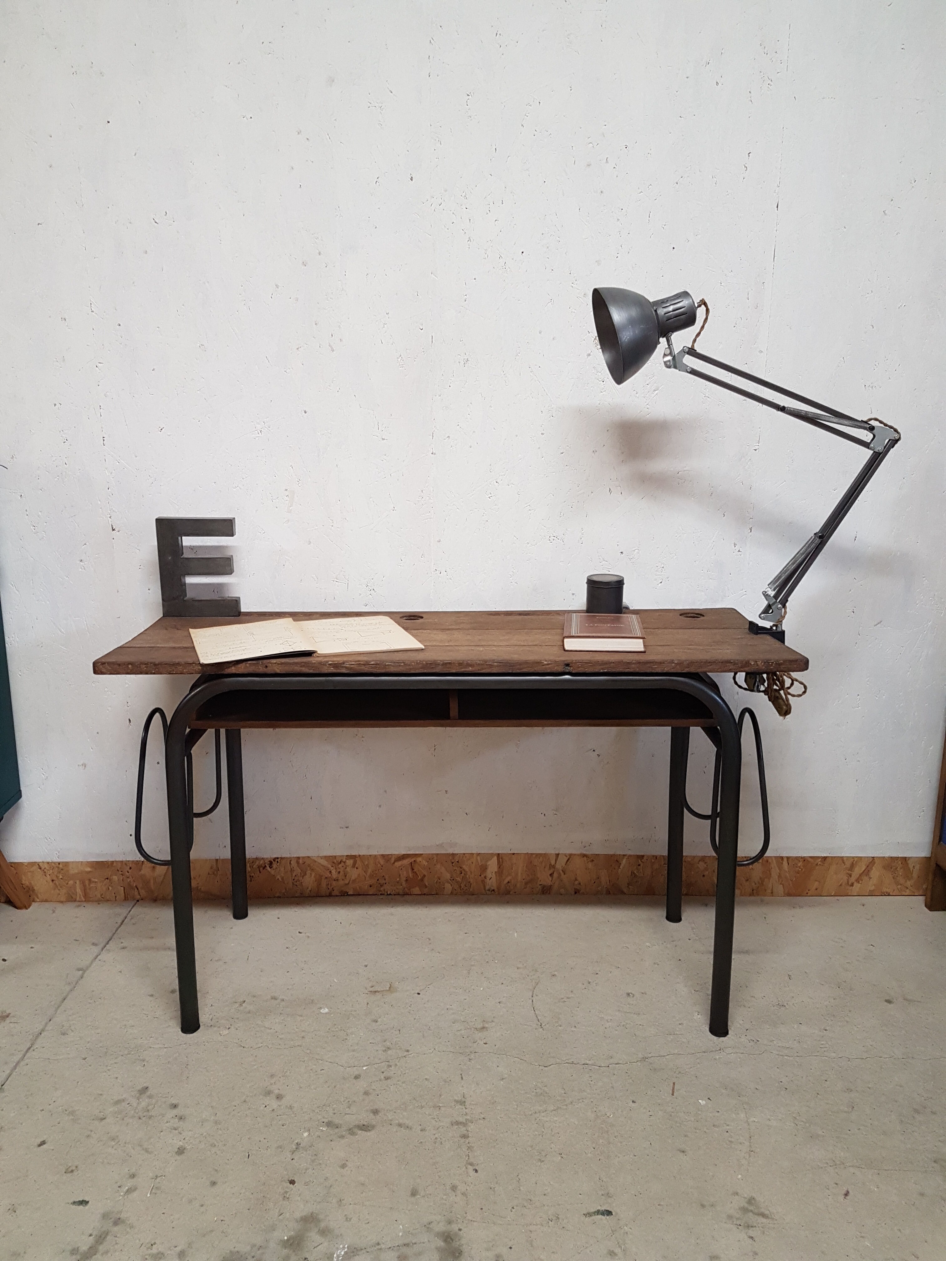 Double schoolboy vintage table
