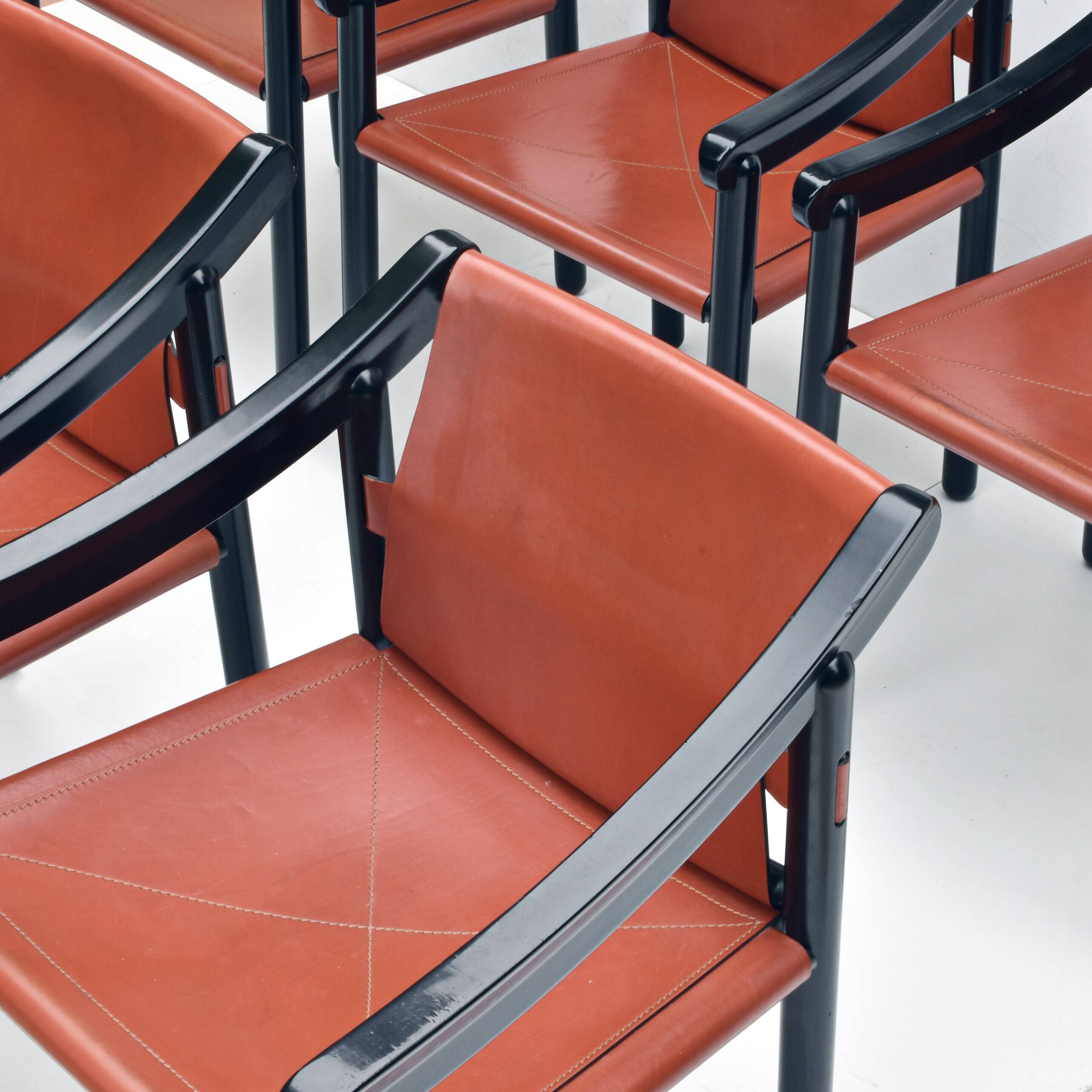 Set of 6 model 905 chairs by Vico Magistretti