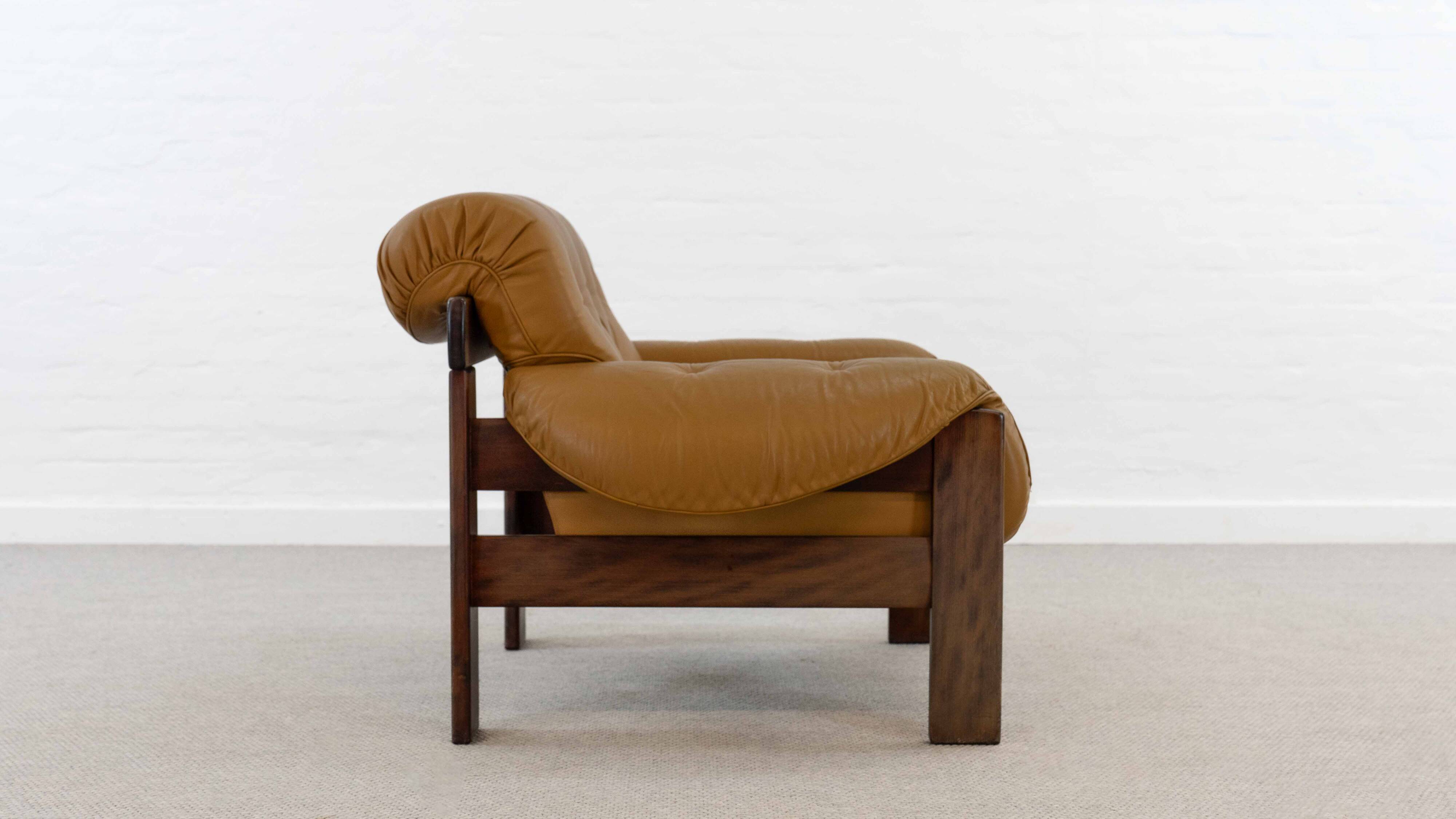 Brazilian Style Leather Seating Group