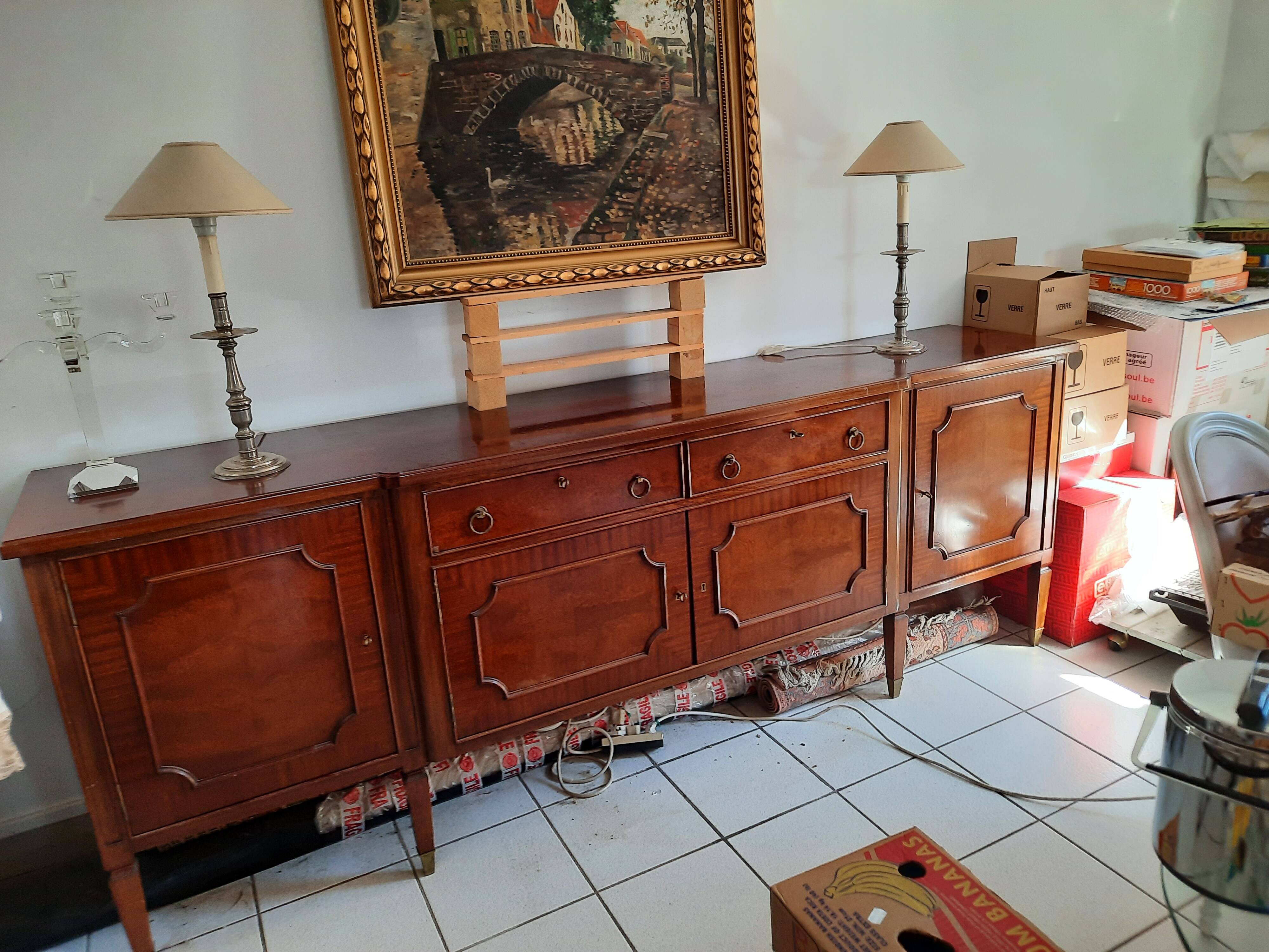 Bahut-dressoir acajou étiqueté "De Coene-Courtrai"