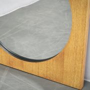 Miroir carré en placage de chêne tchèque des années 1970 avec verre circulaire