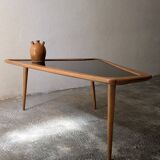 Table basse tripode forme libre, Charles Ramos, France, 1950