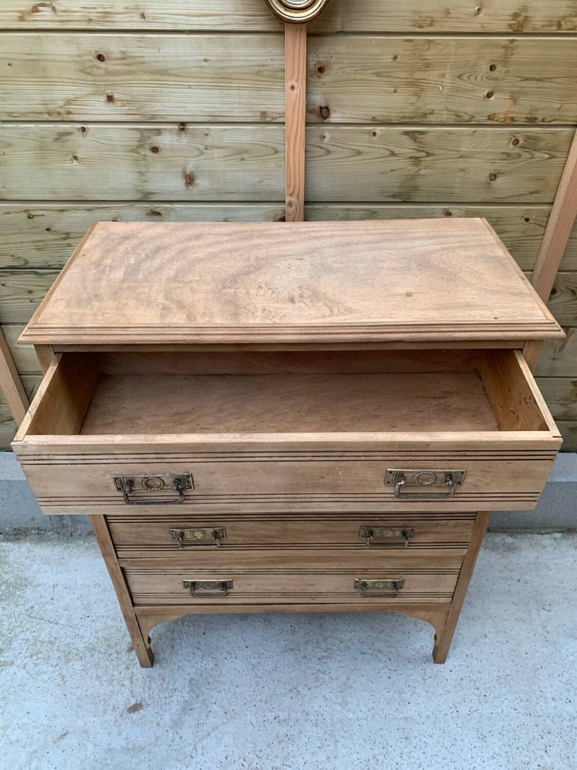 Art Deco chest of drawers