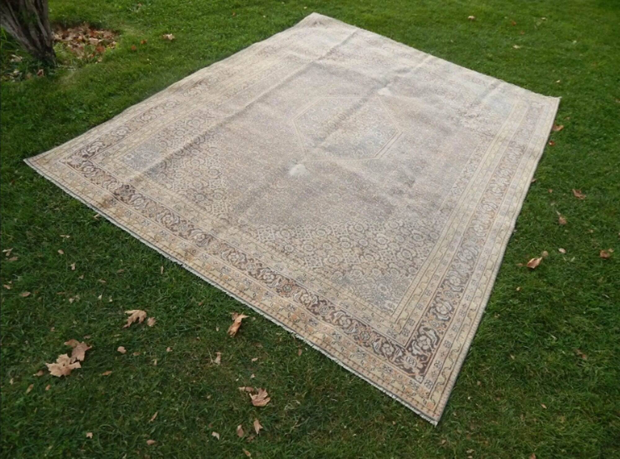 Vintage Turkish Oushak rug 240x300 cm