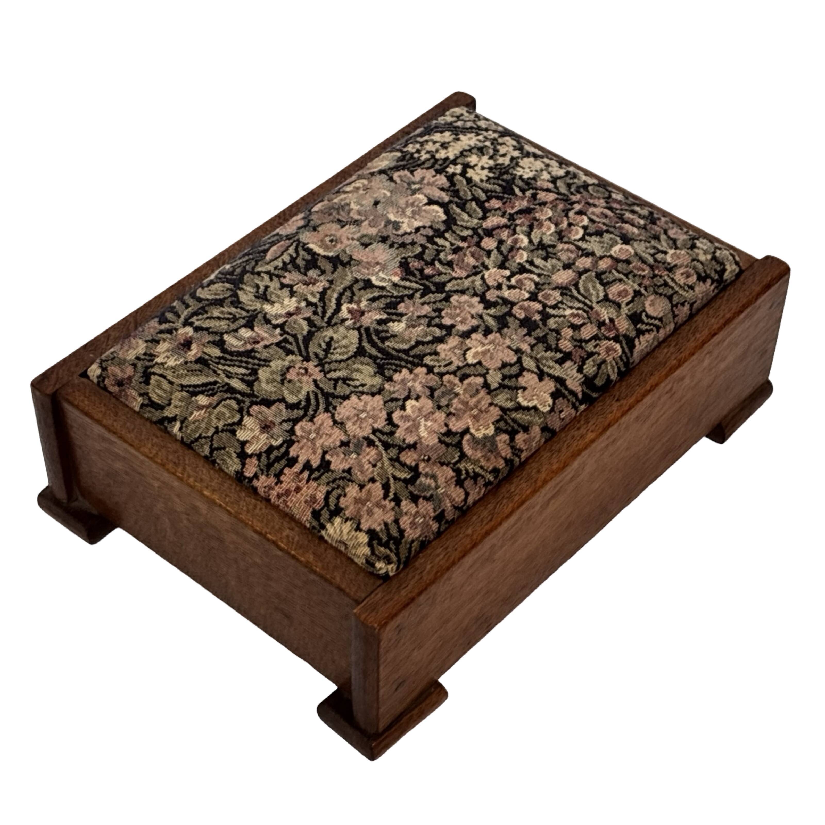 Art Deco footstool foot rest minimalist 30's design