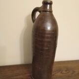 Bouteille carafe vintage ancienne en grès marron avec poignée