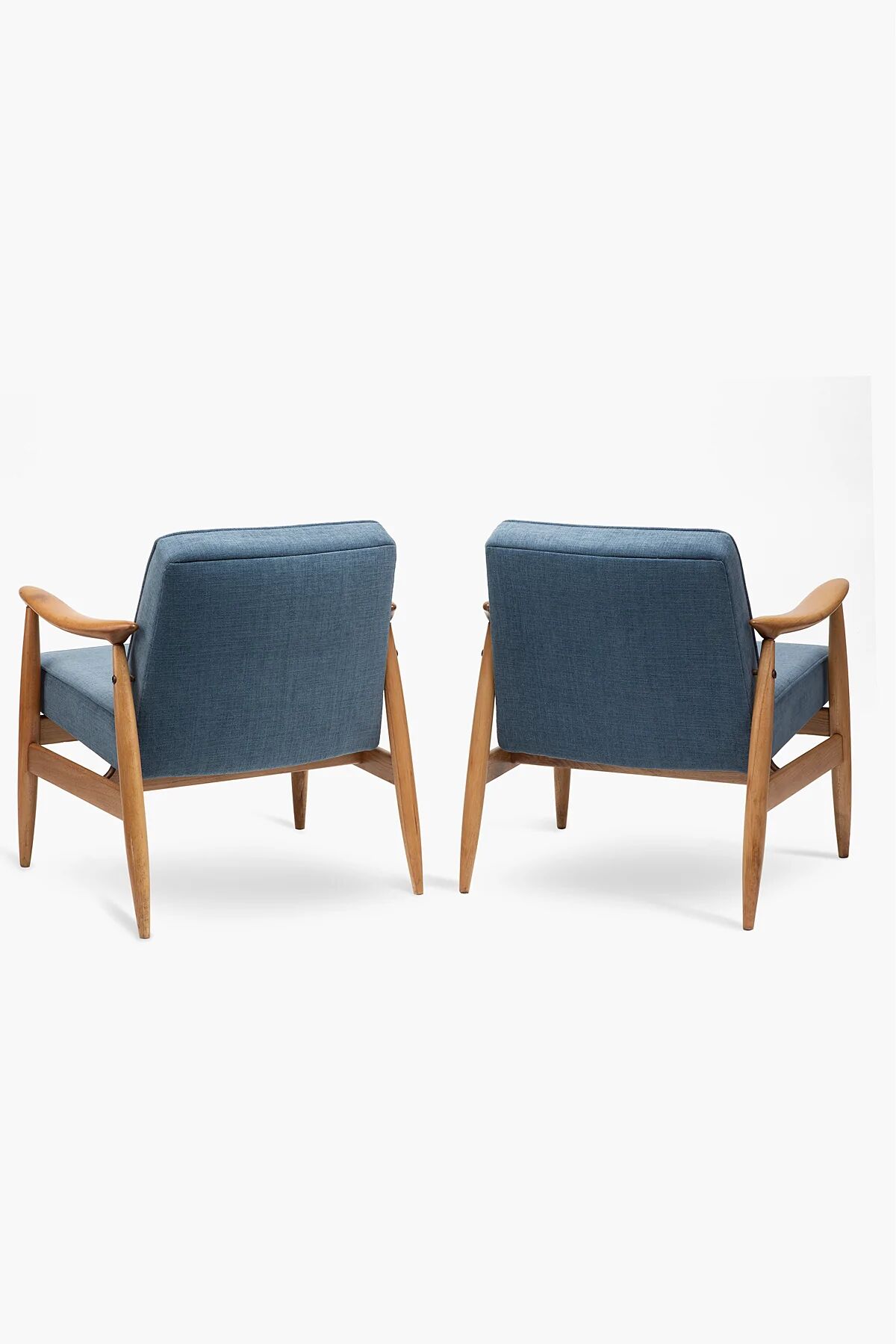 Pair of armchairs GFM-87